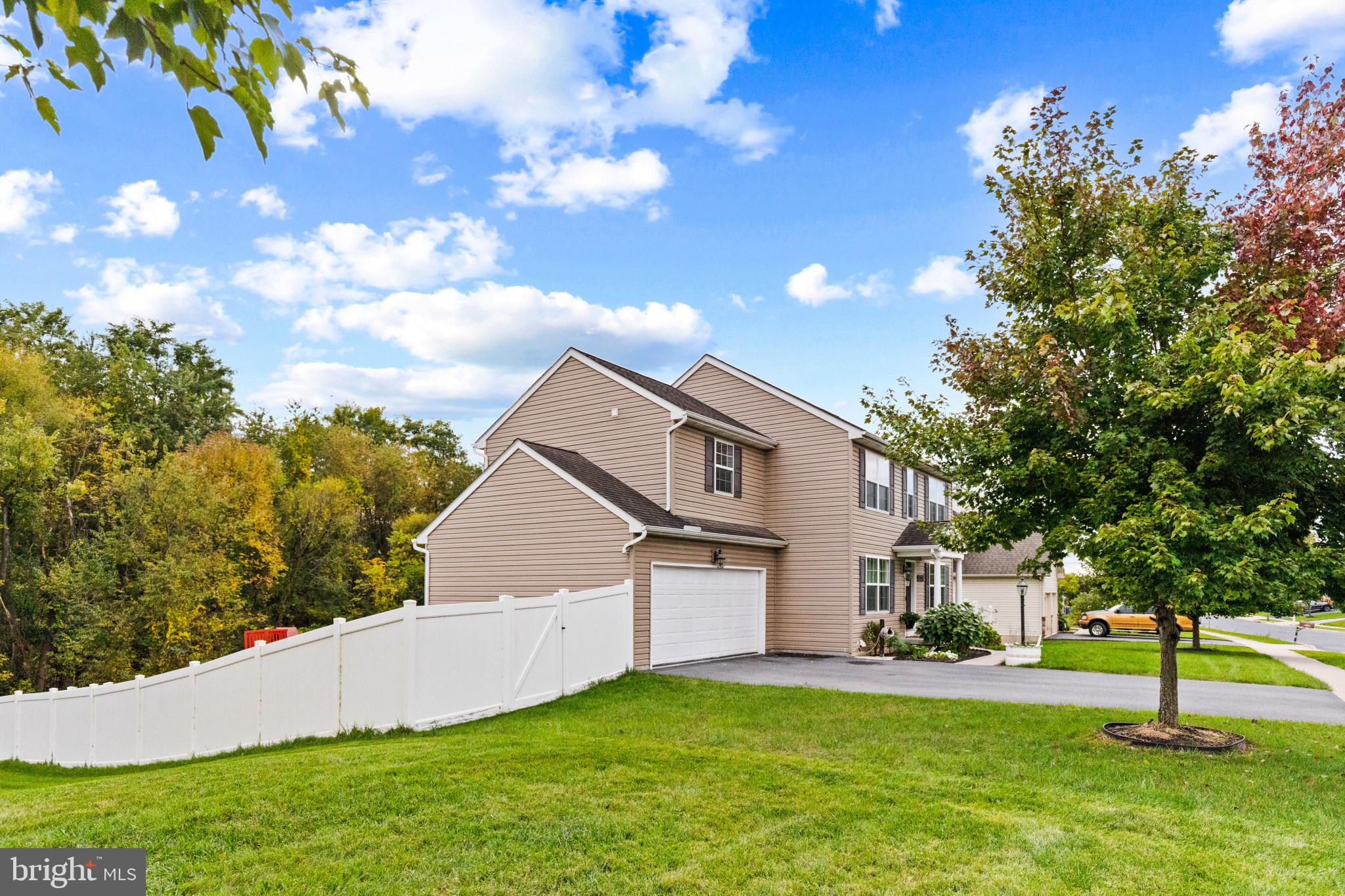 509 Yale St, Harrisburg, PA 17111 photo