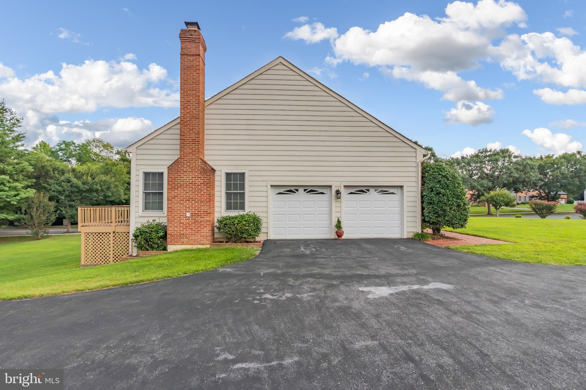 2001 Clearwood Dr, Bowie, MD 20721 photo