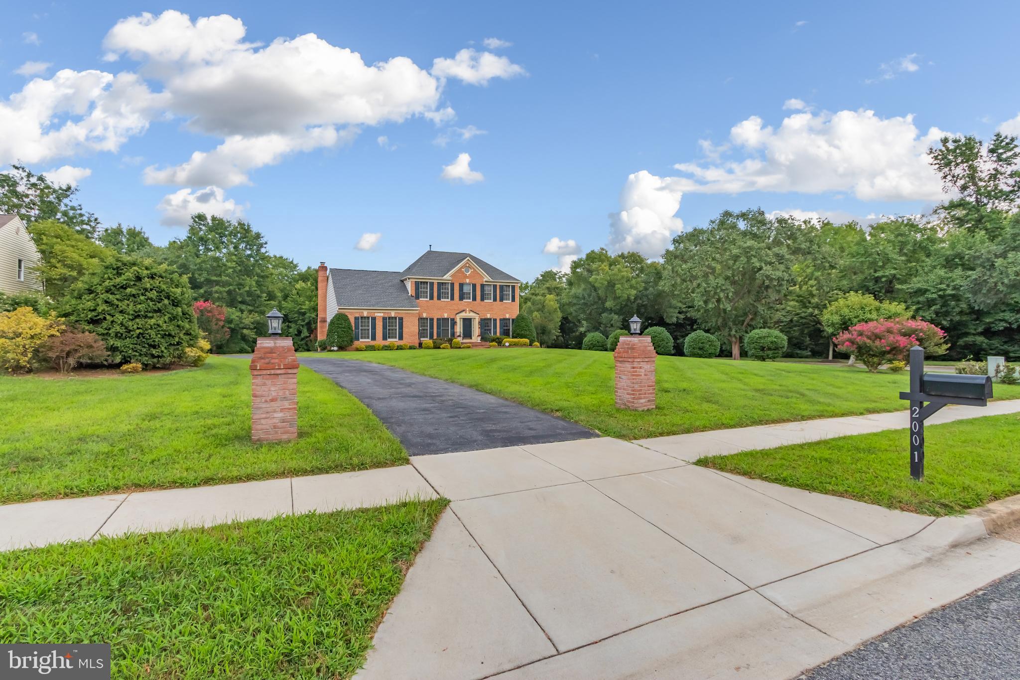 2001 Clearwood Dr, Bowie, MD 20721