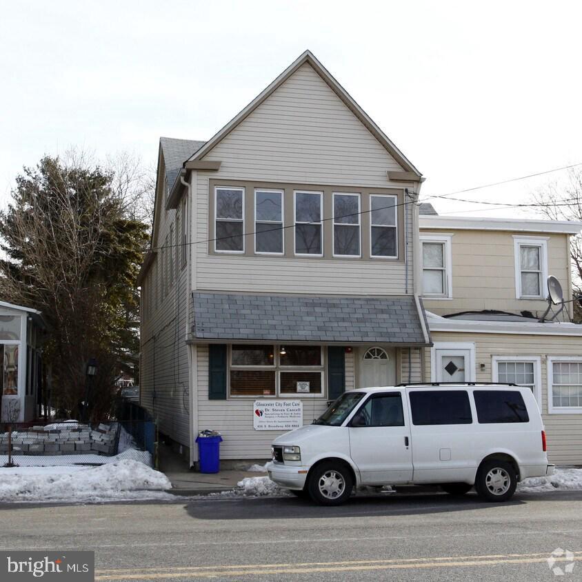 456 Broadway, Gloucester City, NJ 08030
