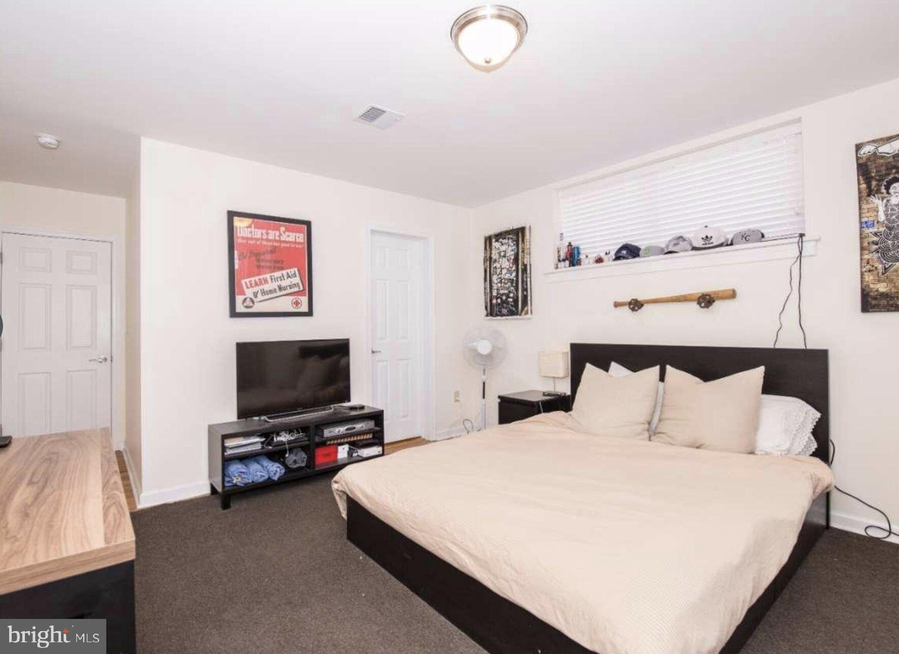 1413 S Broad St, Philadelphia, PA 19147 photo