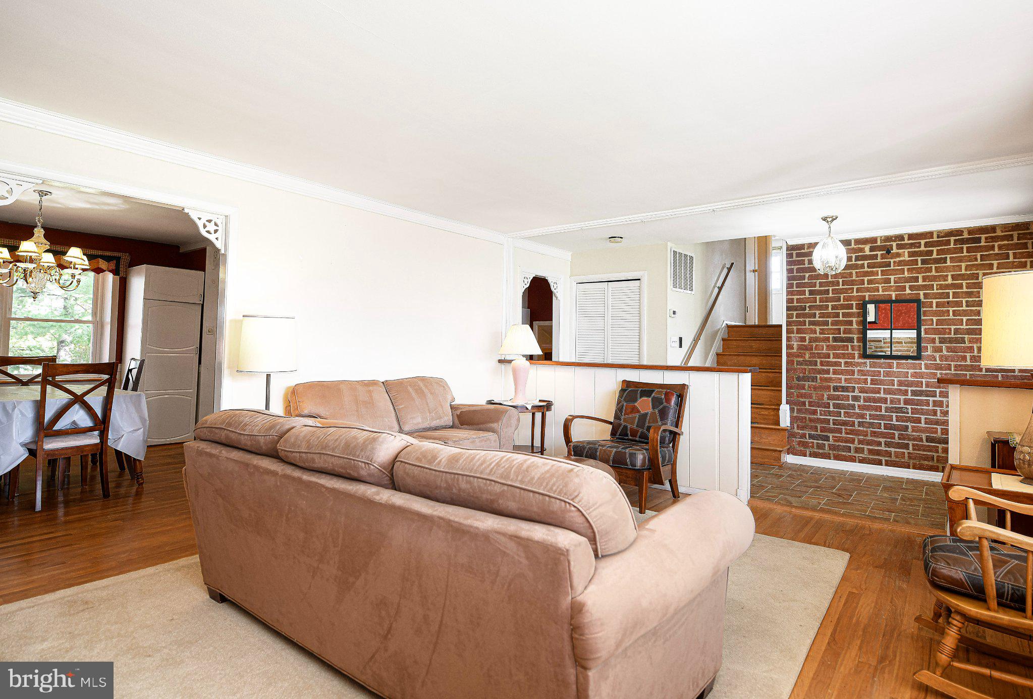 122 E Padonia Rd, Lutherville Timonium, MD 21093 photo