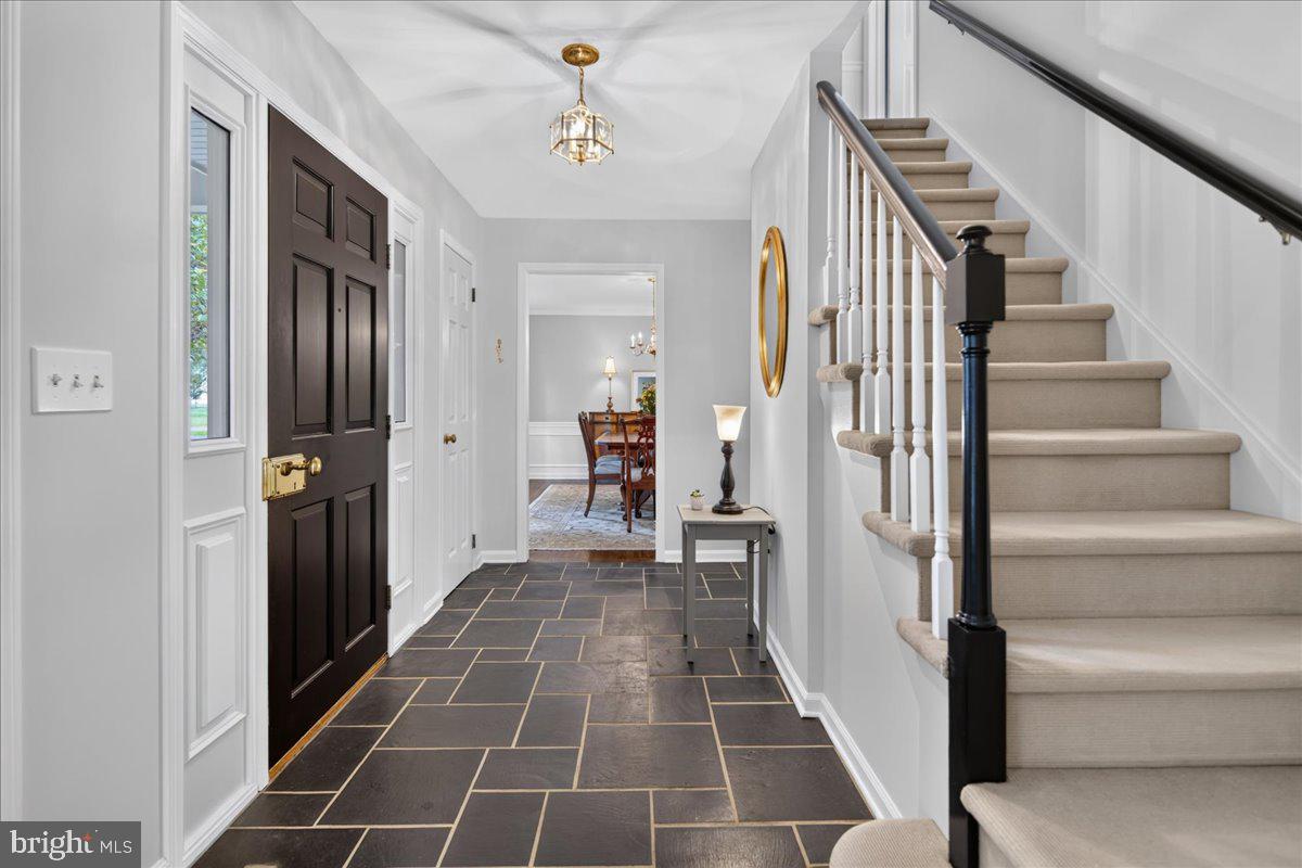 3 Blue Spruce Dr, Pennington, NJ 08534 photo