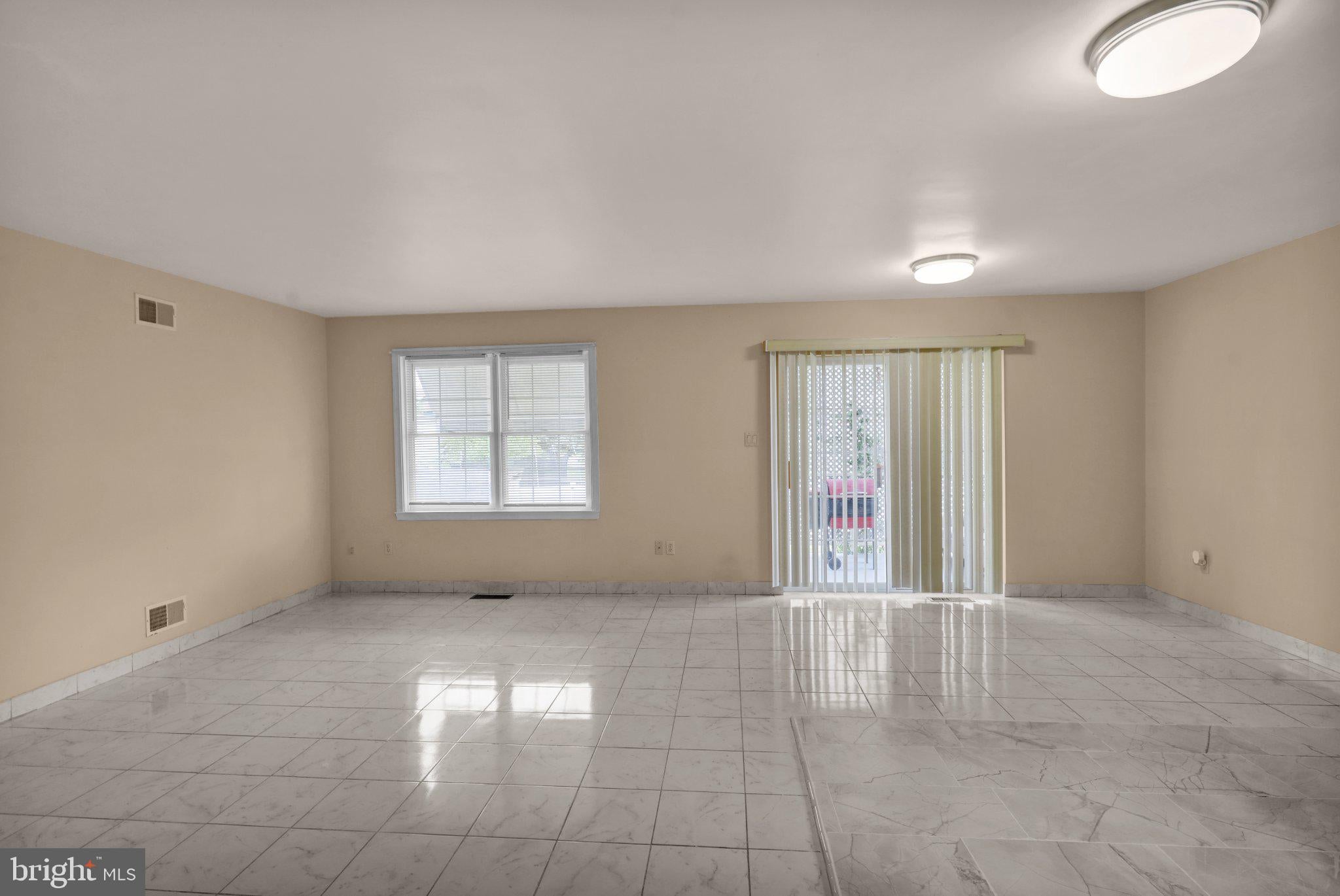 100 N Robeson St, Robesonia, PA 19551 photo