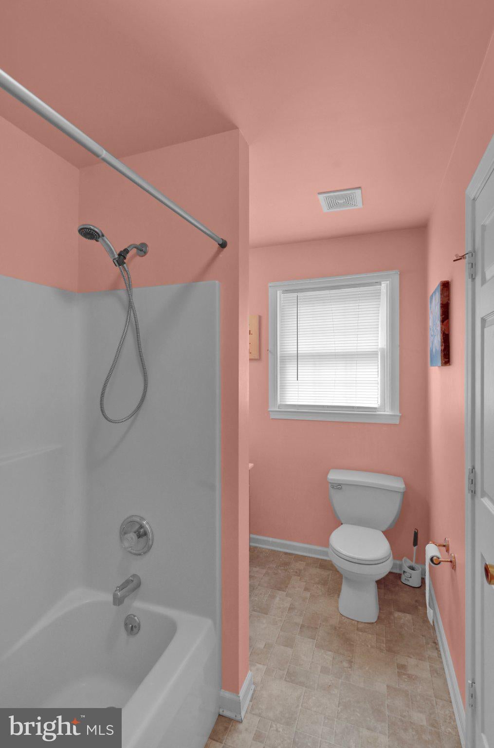 100 N Robeson St, Robesonia, PA 19551 photo
