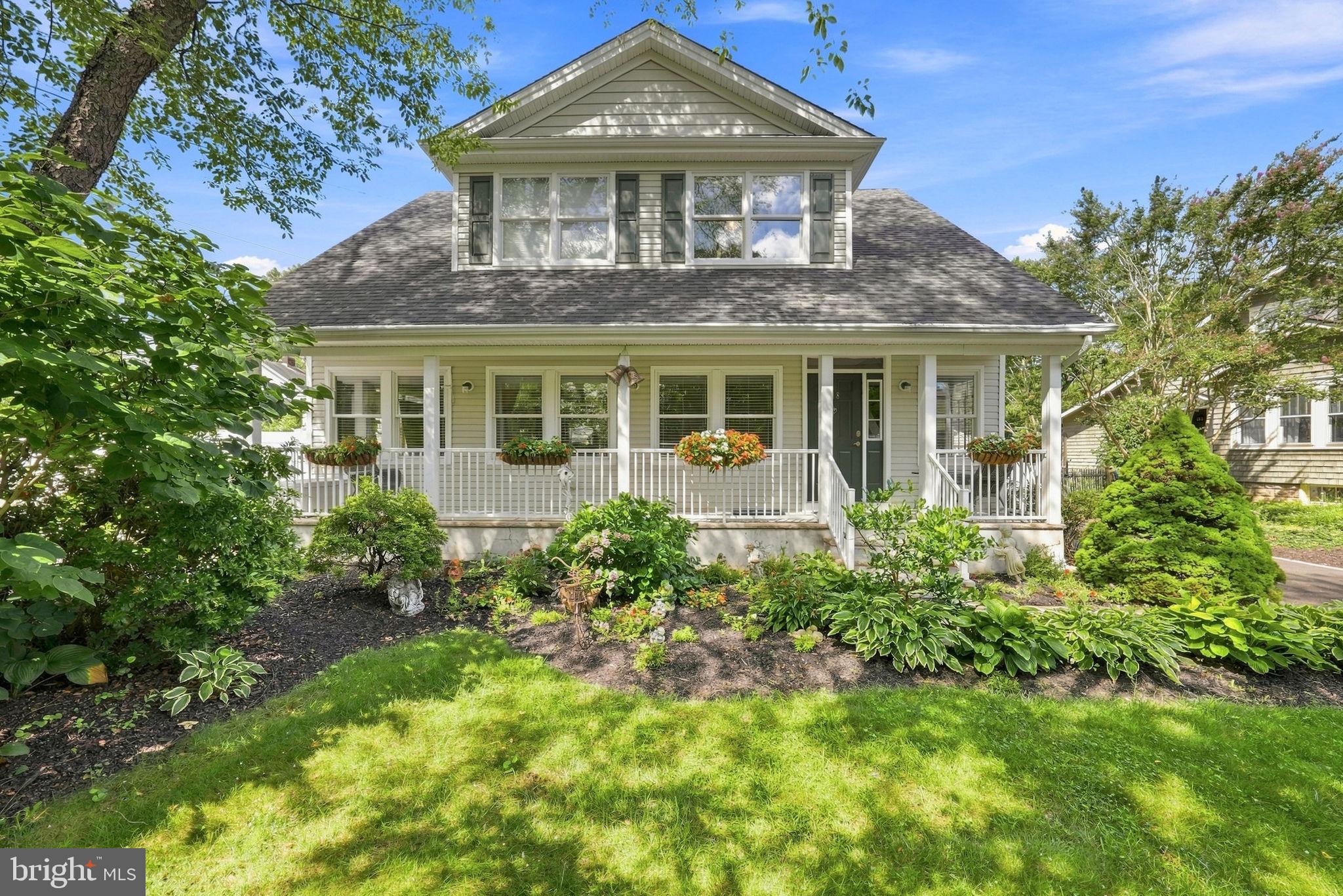 218 Maxwell Ave, East Windsor, NJ 08520
