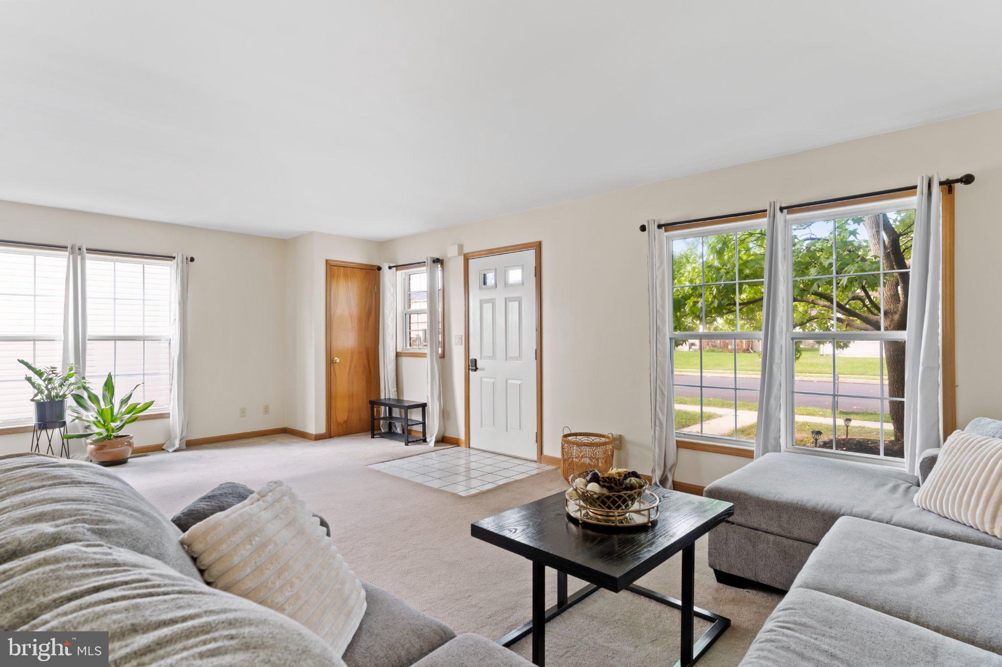 44 Tory Cir, Enola, PA 17025 photo