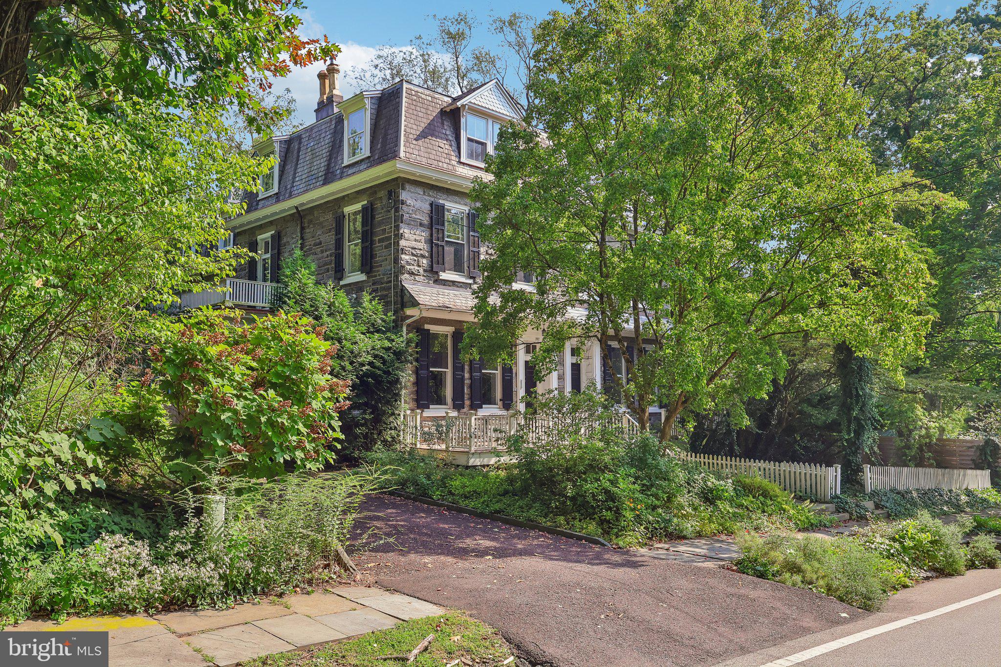 202 W Chestnut Hill Ave, Philadelphia, PA 19118 photo