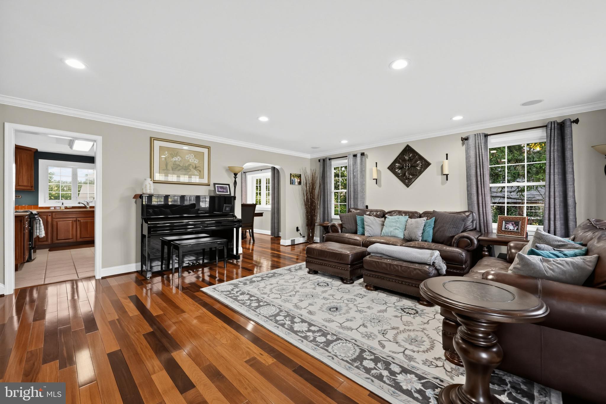 128 Westminster Dr, Wallingford, PA 19086 photo