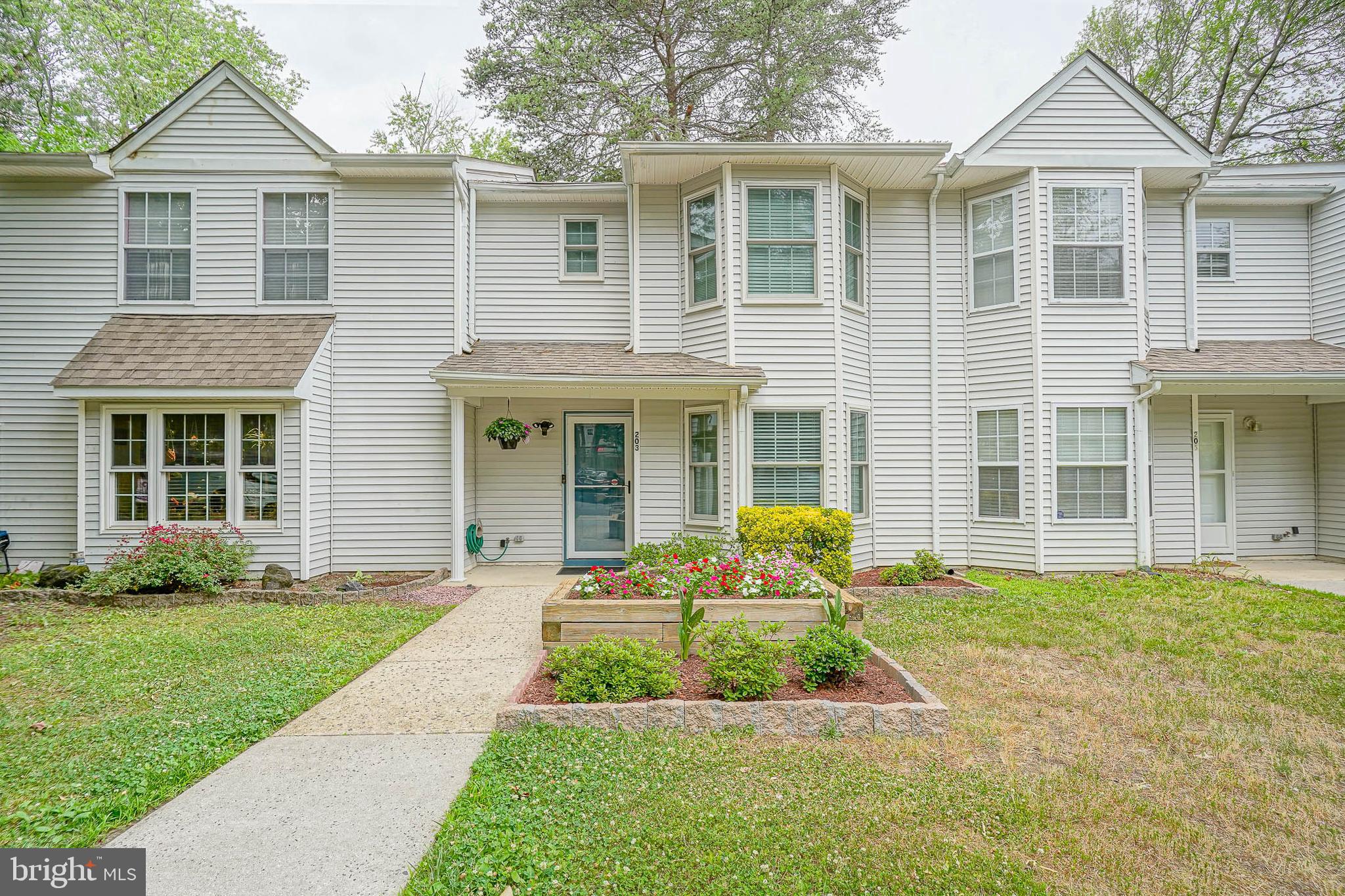 203 Balin Ct, Mantua, NJ 08051
