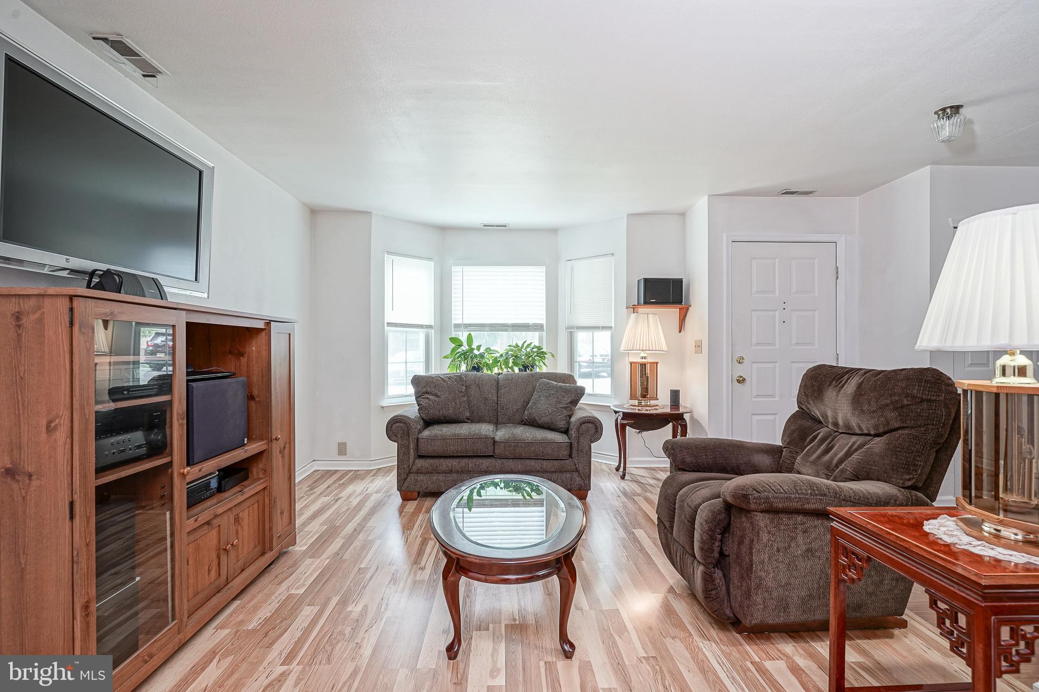 203 Balin Ct, Mantua, NJ 08051 photo