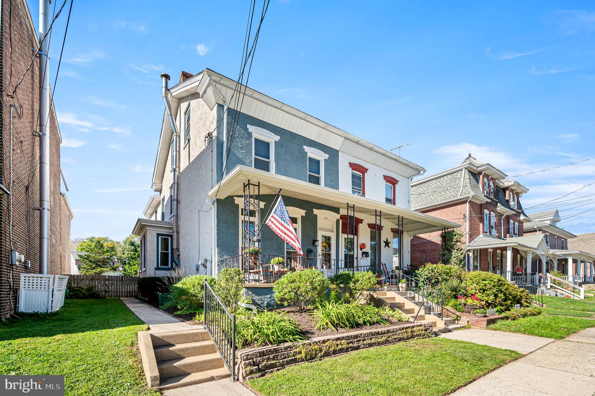 411 Walnut St, Royersford, PA 19468 photo