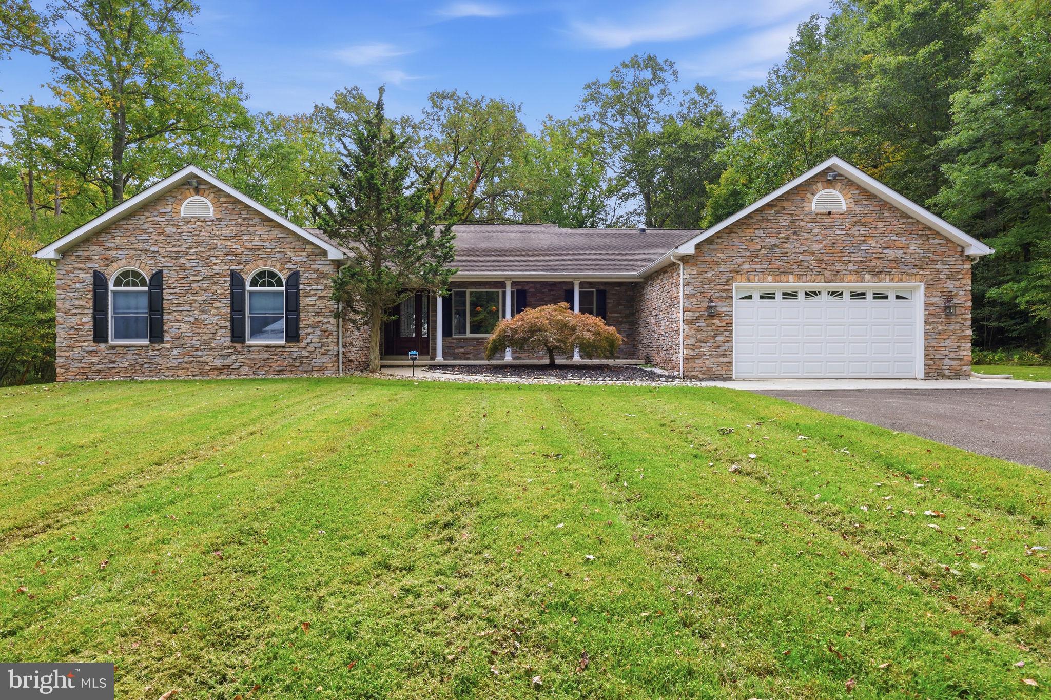 1669 Fennel Rd, Quakertown, PA 18951 photo