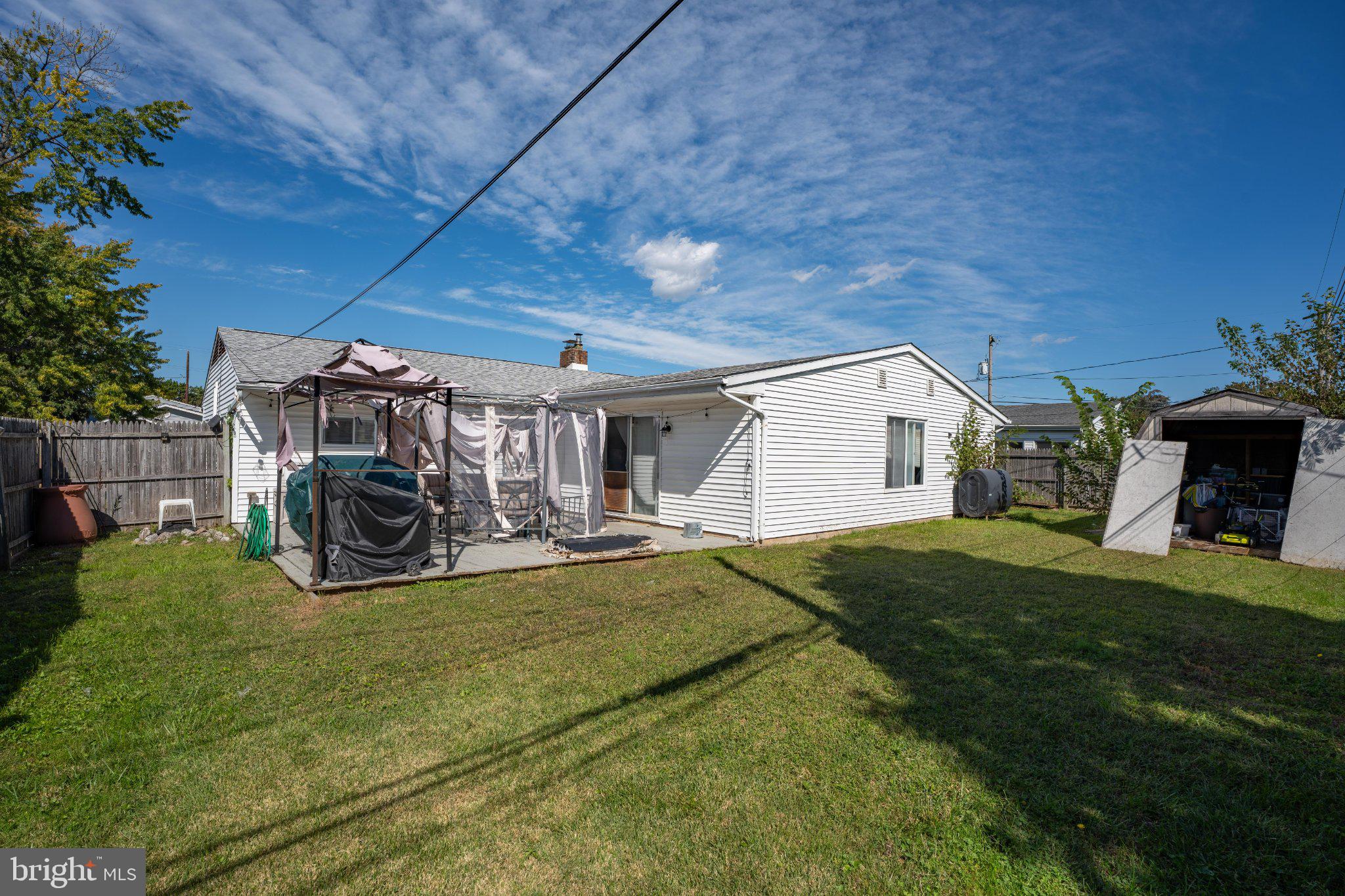 36 Elm Ln, Levittown, PA 19054 photo