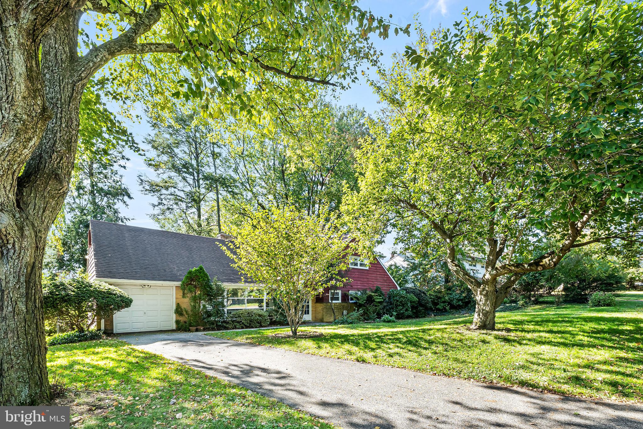 320 Farm Rd, Wyncote, PA 19095 photo