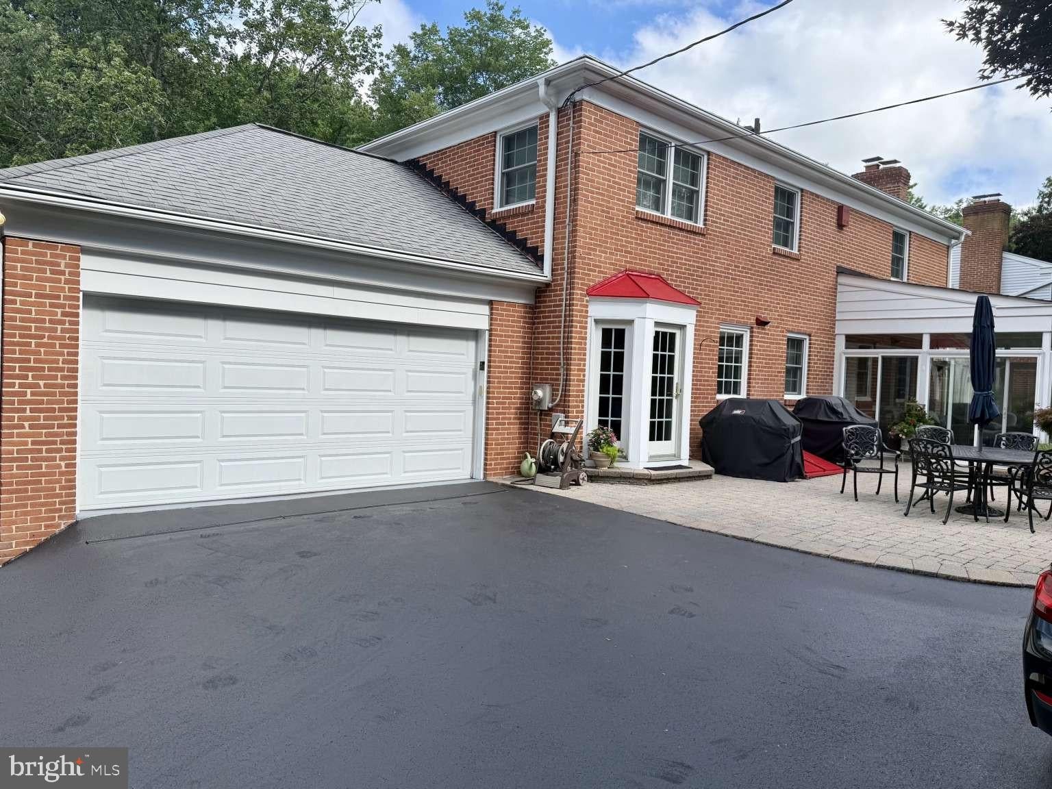 612 Whitby Dr, Wilmington, DE 19803 photo