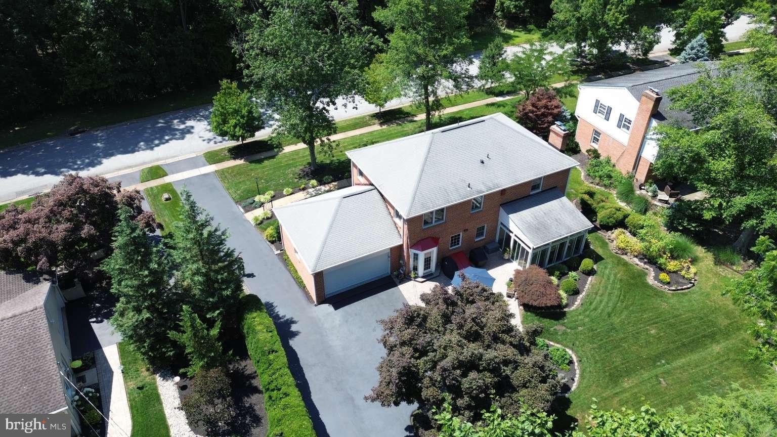 612 Whitby Dr, Wilmington, DE 19803 photo