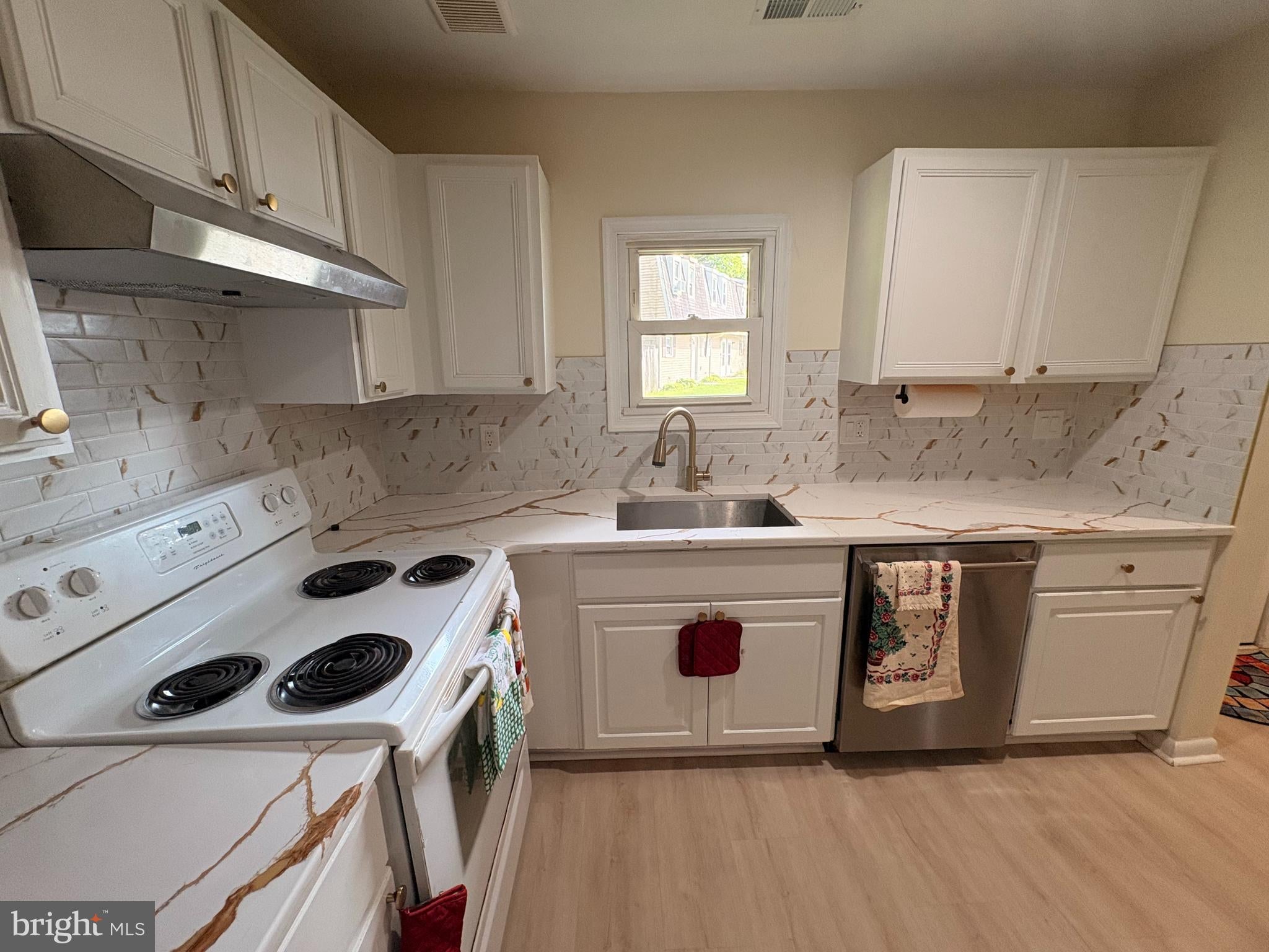 475 Lane Cascata Tnhs, Clementon, NJ 08021 photo