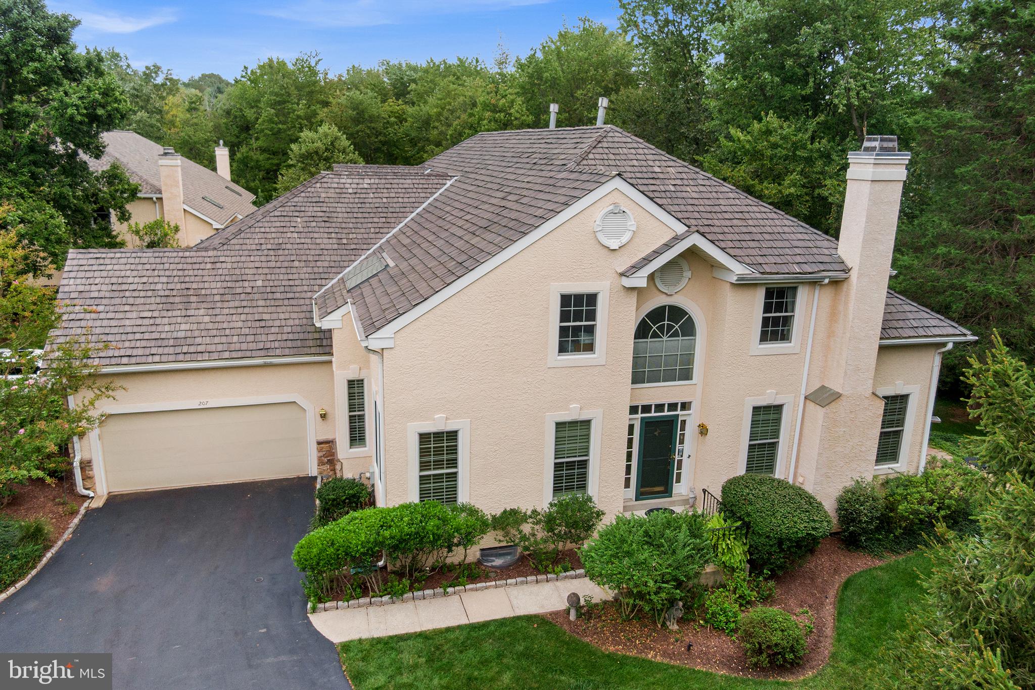 207 Yorktown Pl, Berwyn, PA 19312