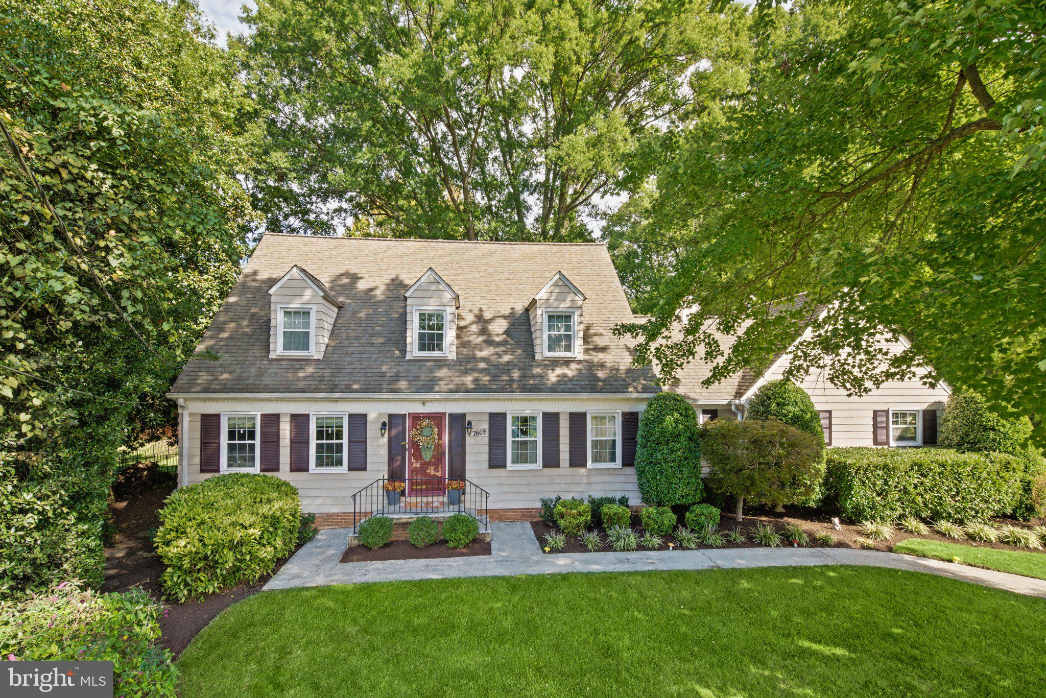 7609 Midday Ln, Alexandria, VA 22306