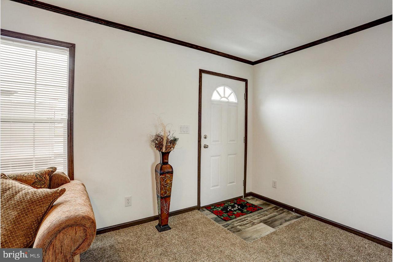 44 Chipawa Ave, Dover, PA 17315 photo