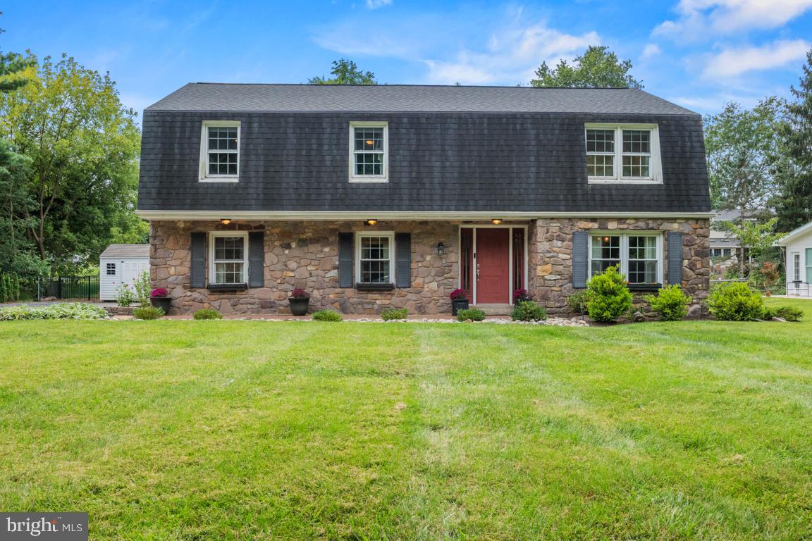 228 Lenape Dr, North Wales, PA 19454 photo