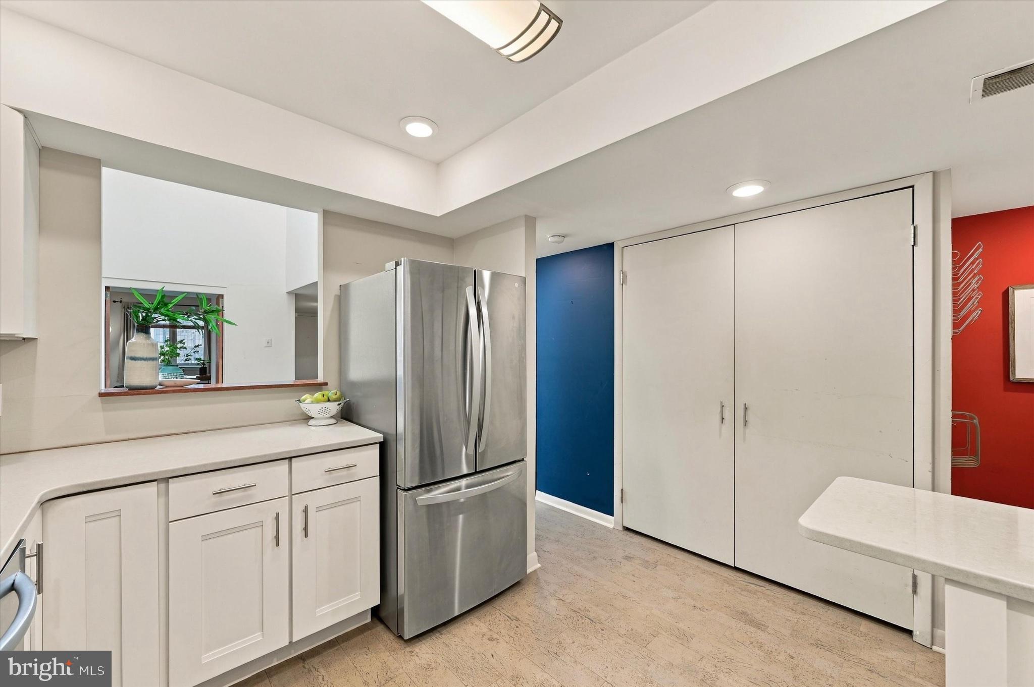 2014 Naudain St, Philadelphia, PA 19146 photo