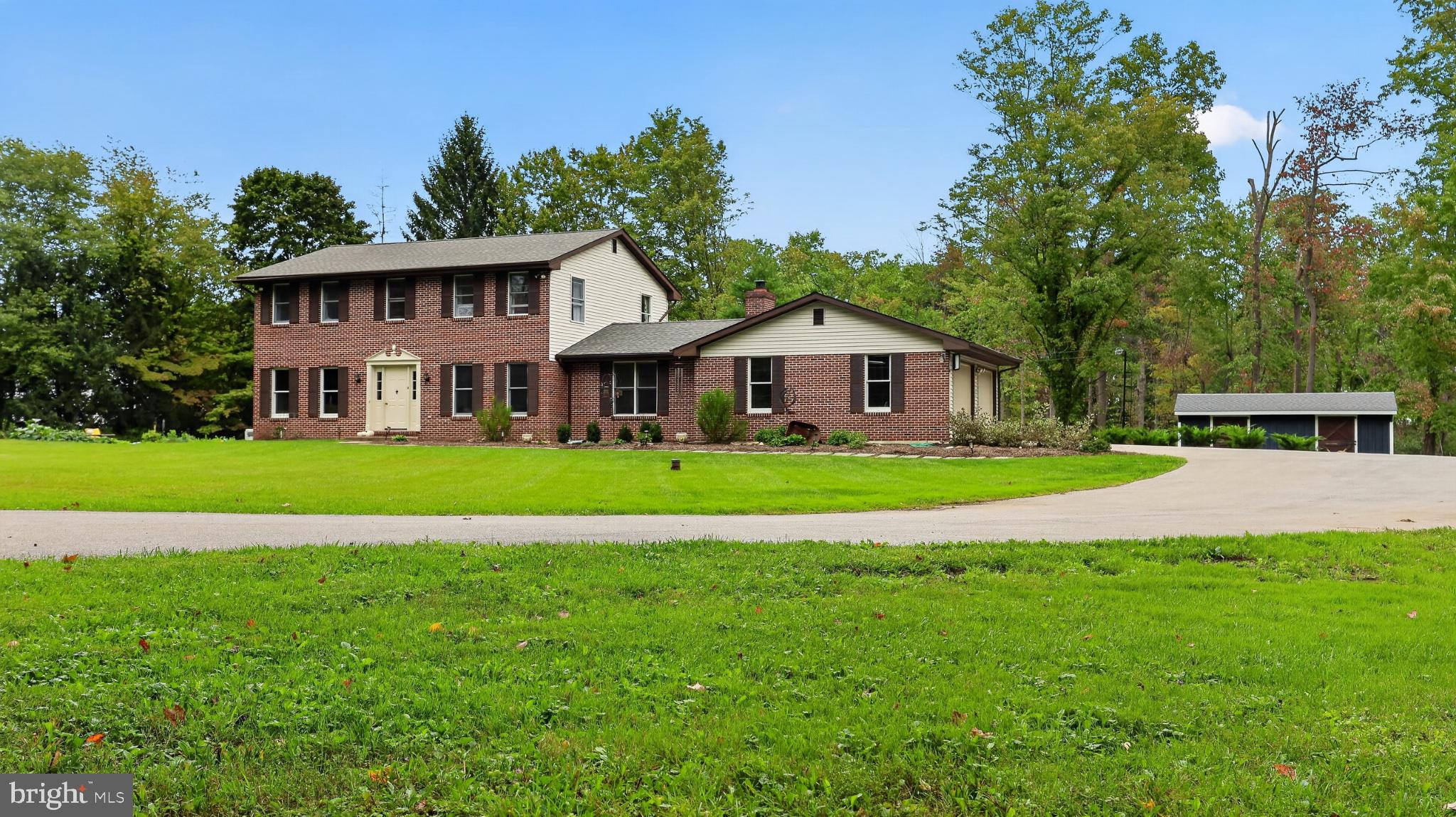 130 Davis Rd, Coatesville, PA 19320 photo