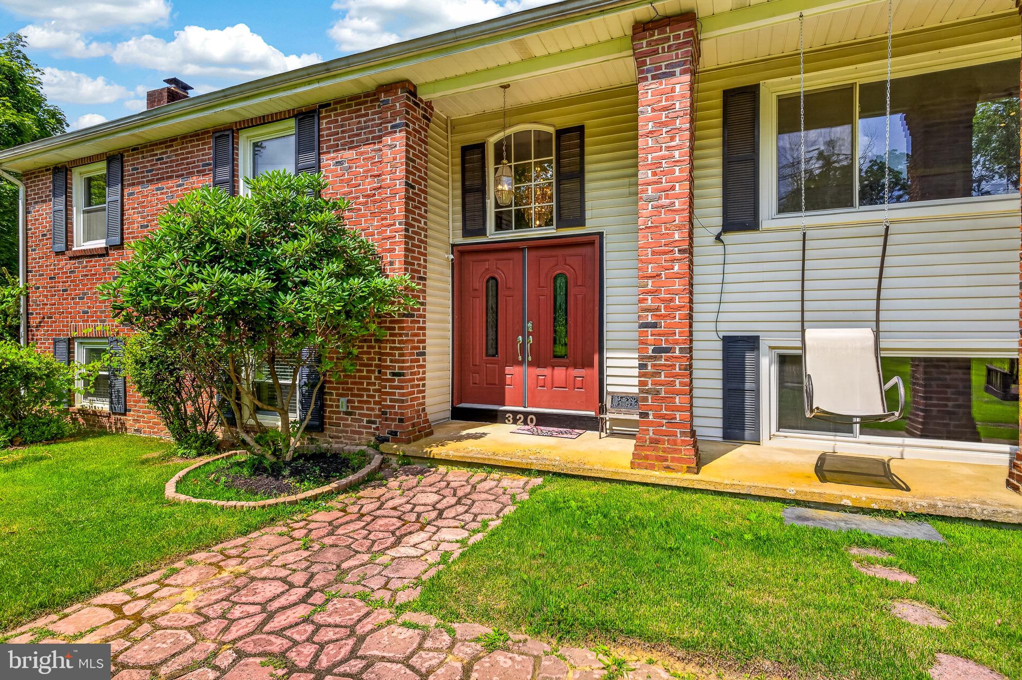 320 Barneston Rd, Glenmoore, PA 19343 photo