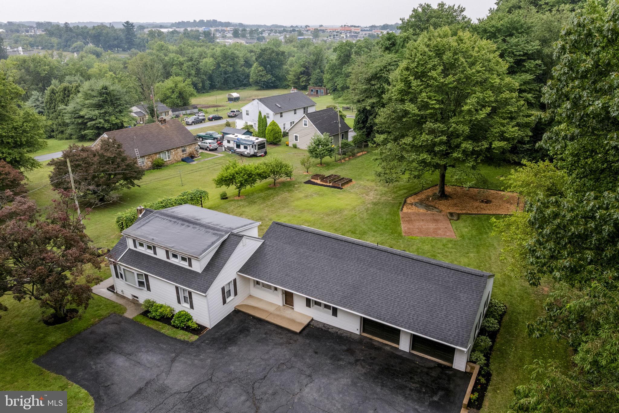 65 Compass Rd, Parkesburg, PA 19365