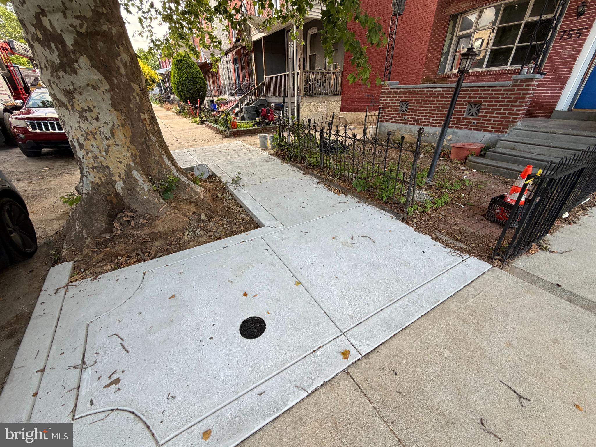 755 N 43rd St, Philadelphia, PA 19104 photo