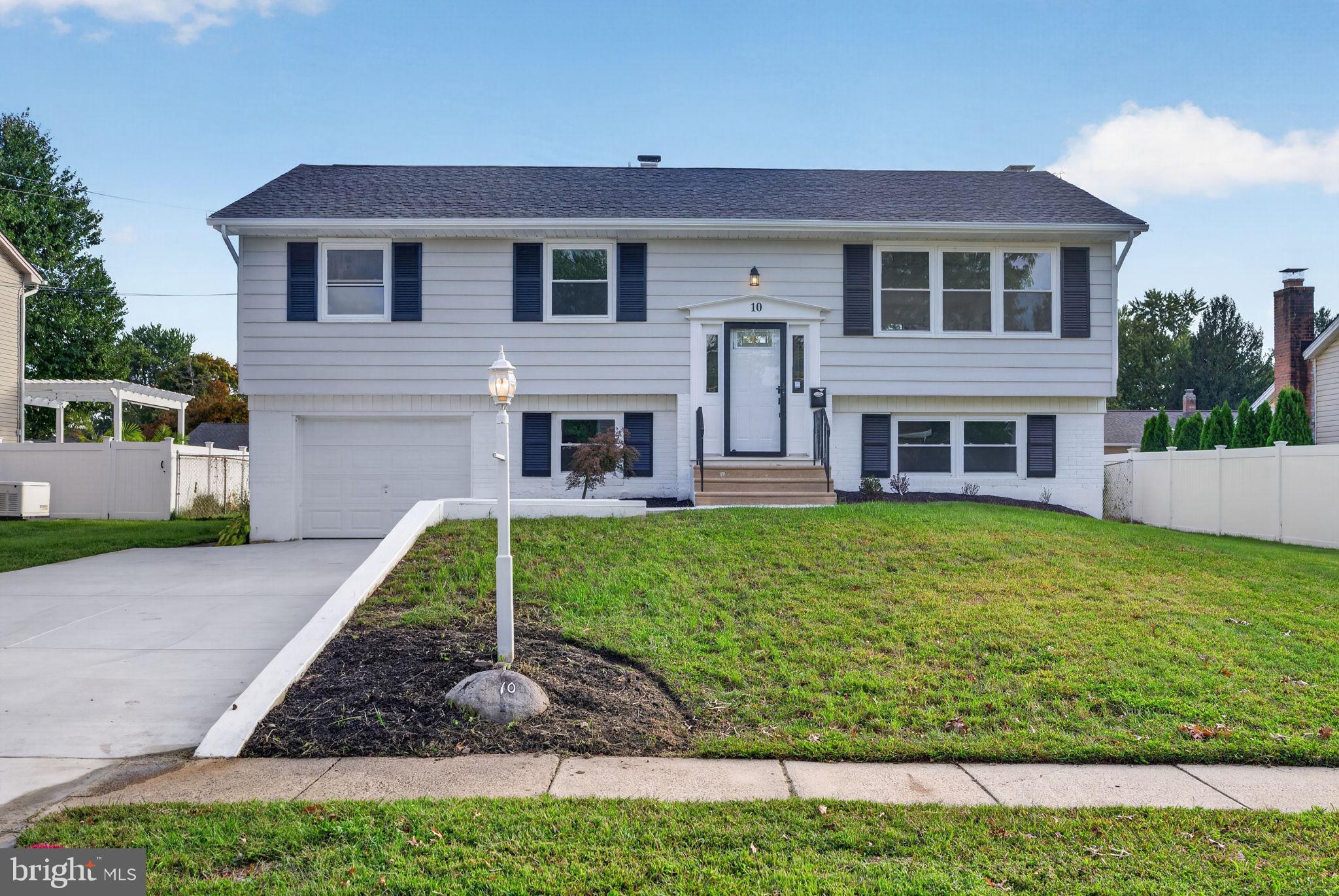 10 Cobblestone Rd, Cherry Hill, NJ 08003