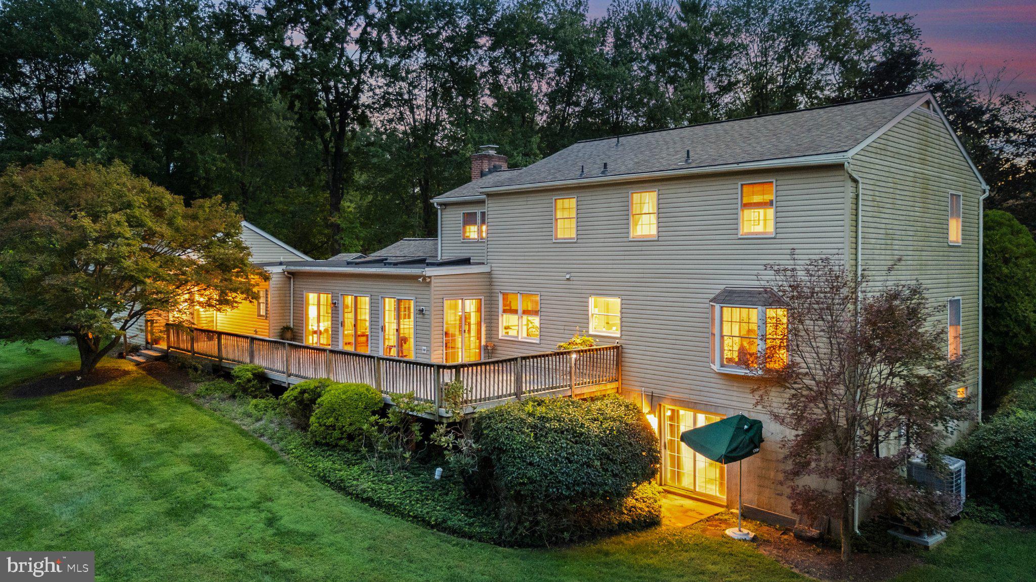 5 Dellwood Ct, Cockeysville, MD 21030 photo