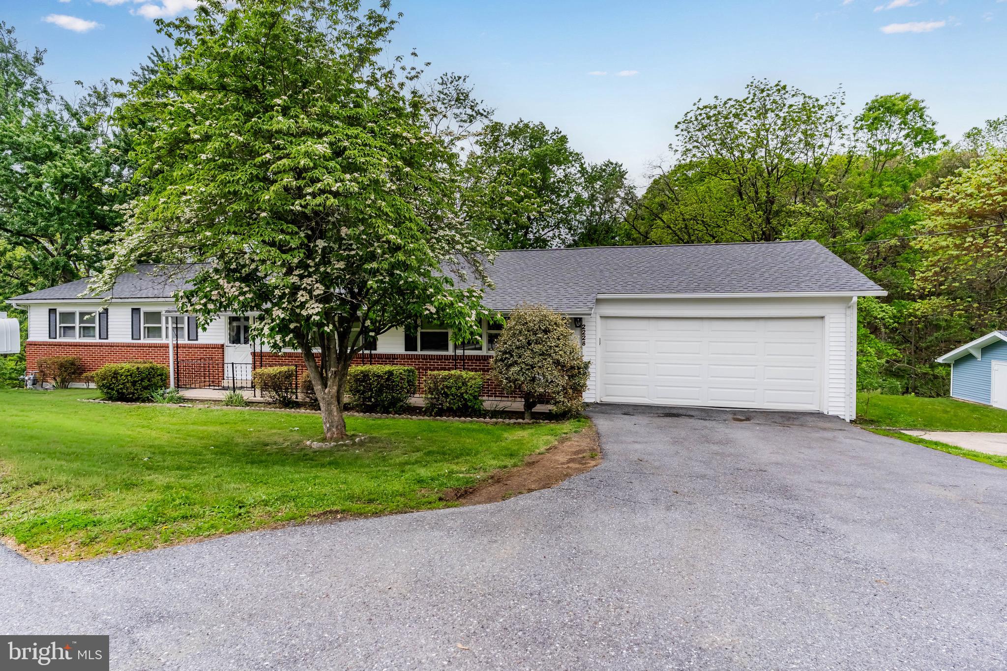 2228 Kohn Rd, Harrisburg, PA 17110