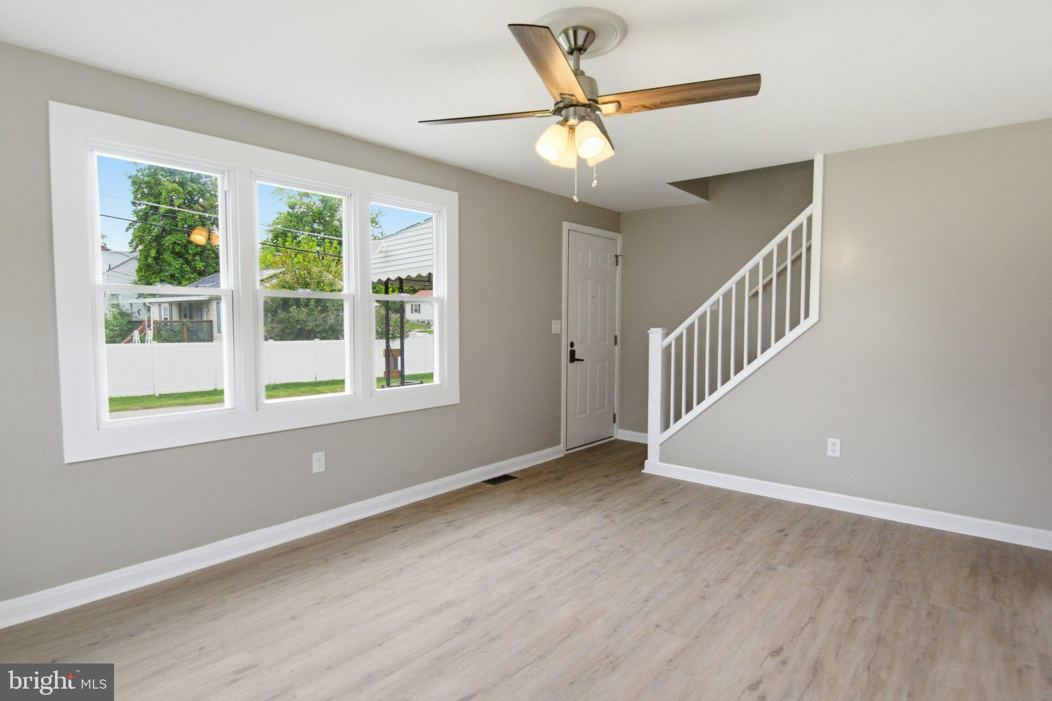 114 Mine Bank Ln, Halethorpe, MD 21227 photo