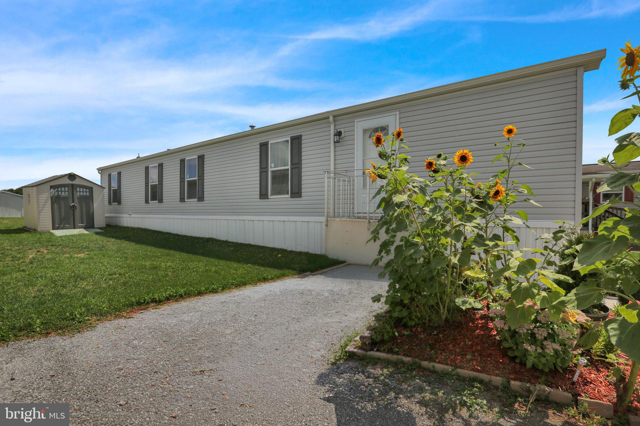 500 Houtztown Rd, Myerstown, PA 17067