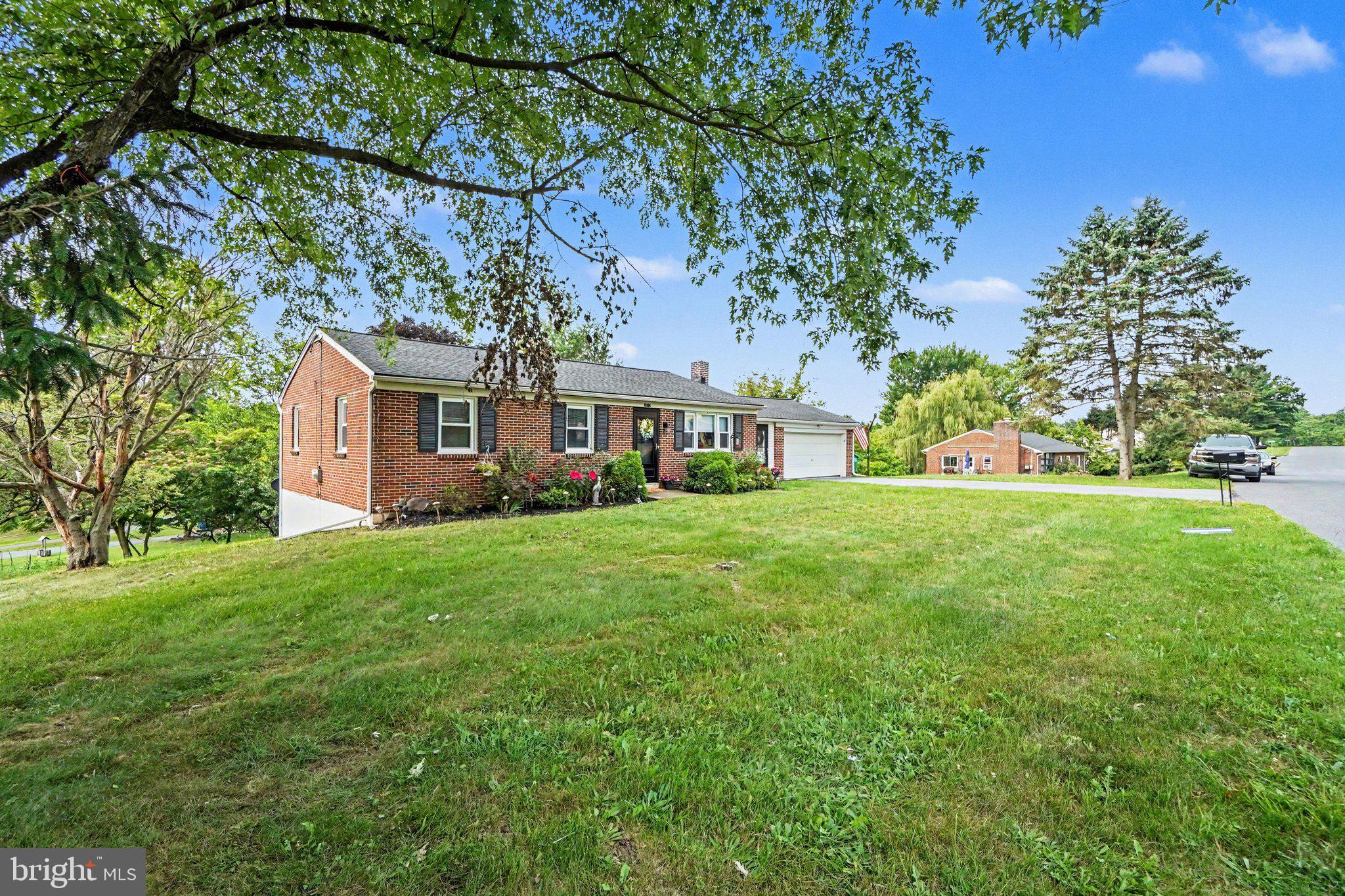 5975 Clover Rd, Harrisburg, PA 17112 photo