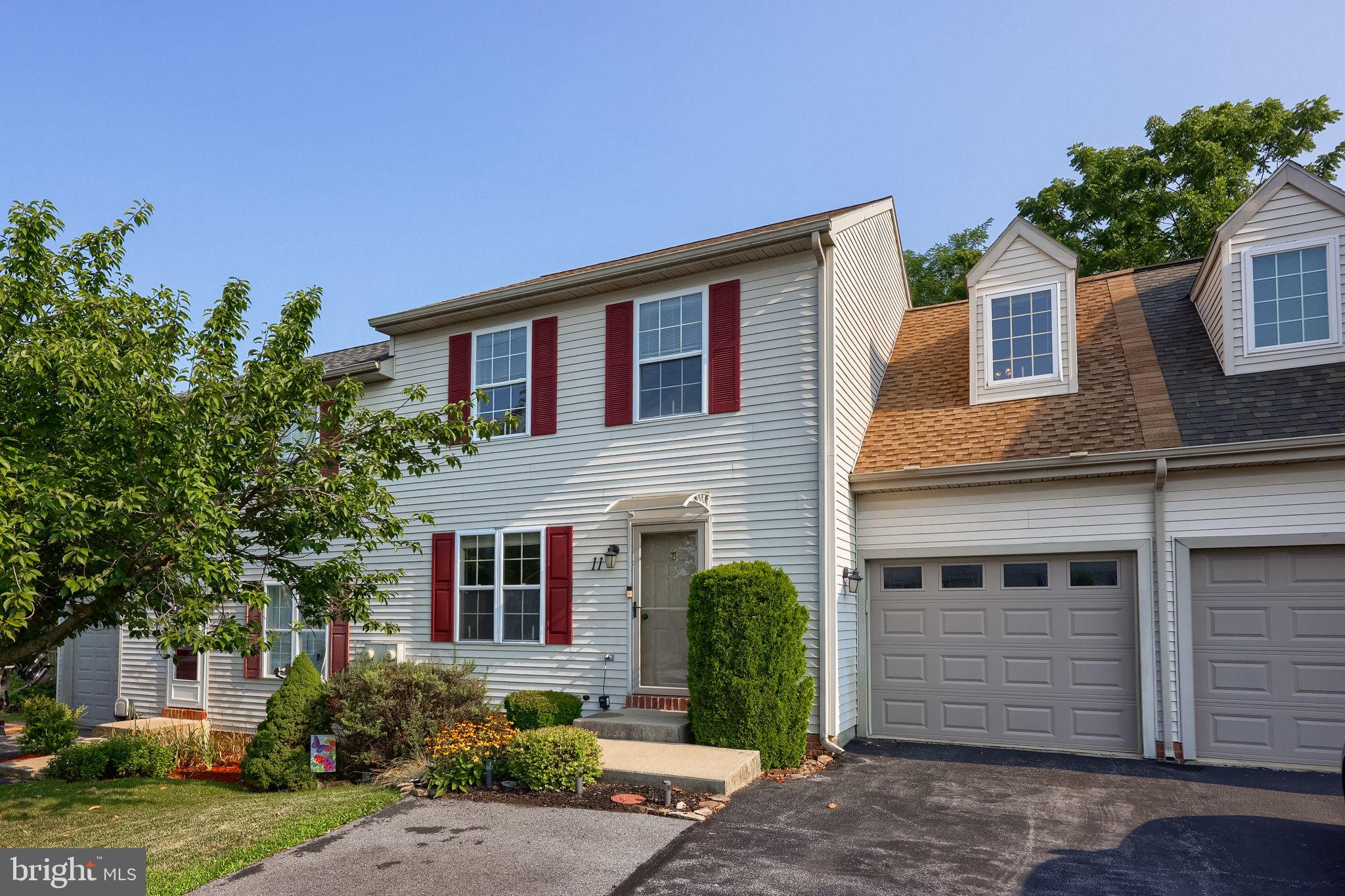 11 Sue Cir, Lebanon, PA 17042