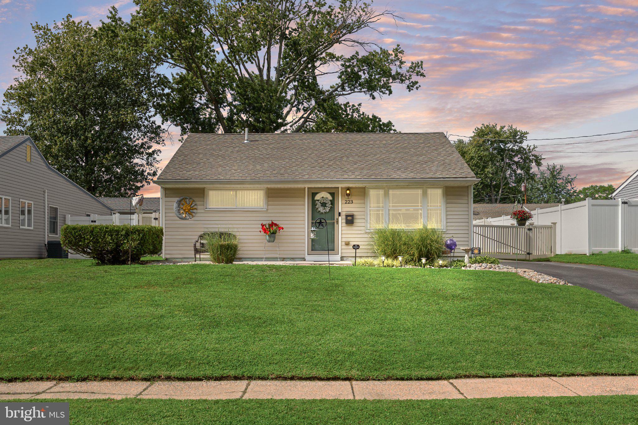 223 Rudderow Ave, Maple Shade, NJ 08052