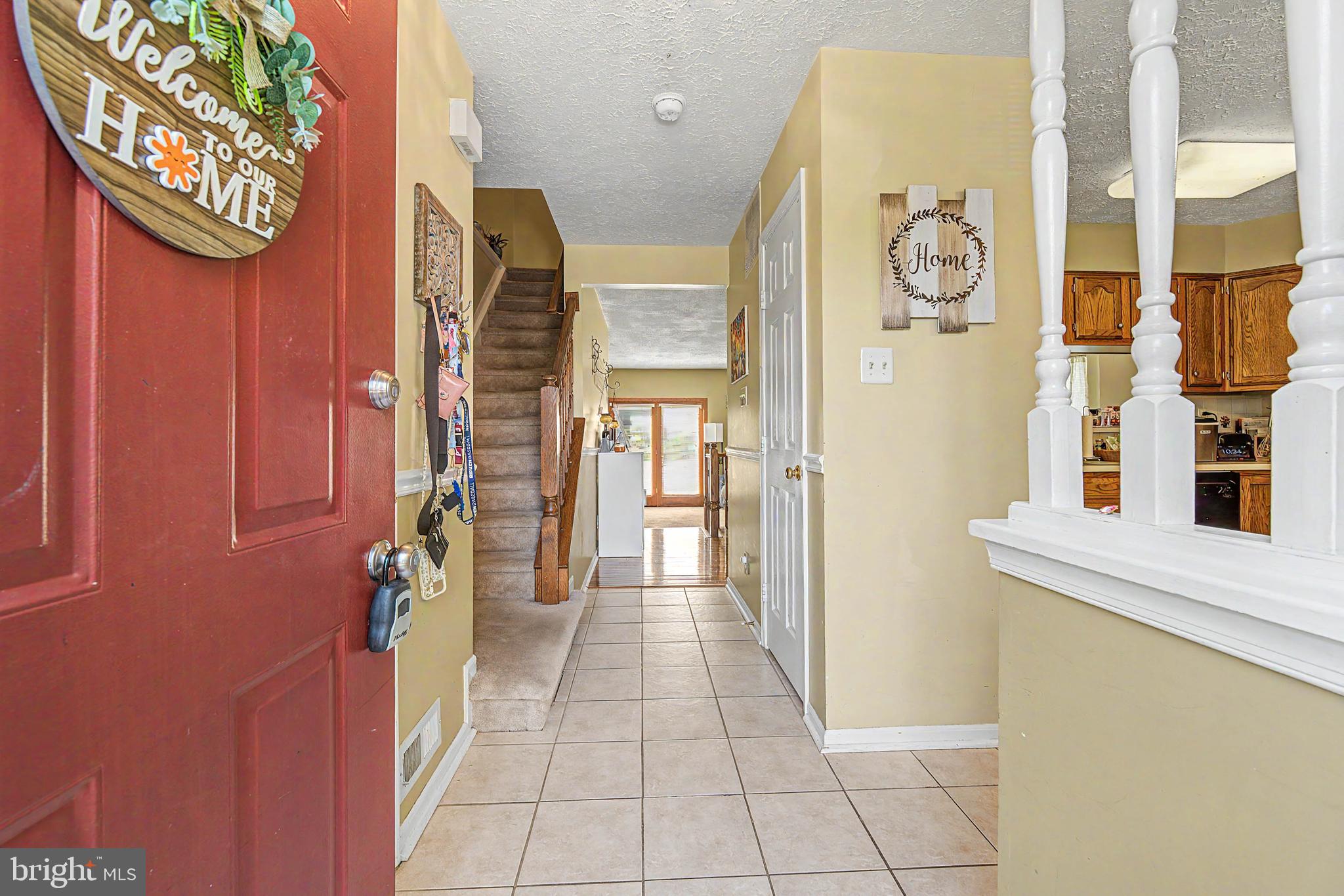 75 Pebble Ln, Blackwood, NJ 08012 photo