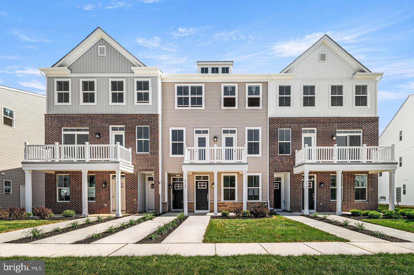 6 Zinc Ln, Phoenixville, PA 19460