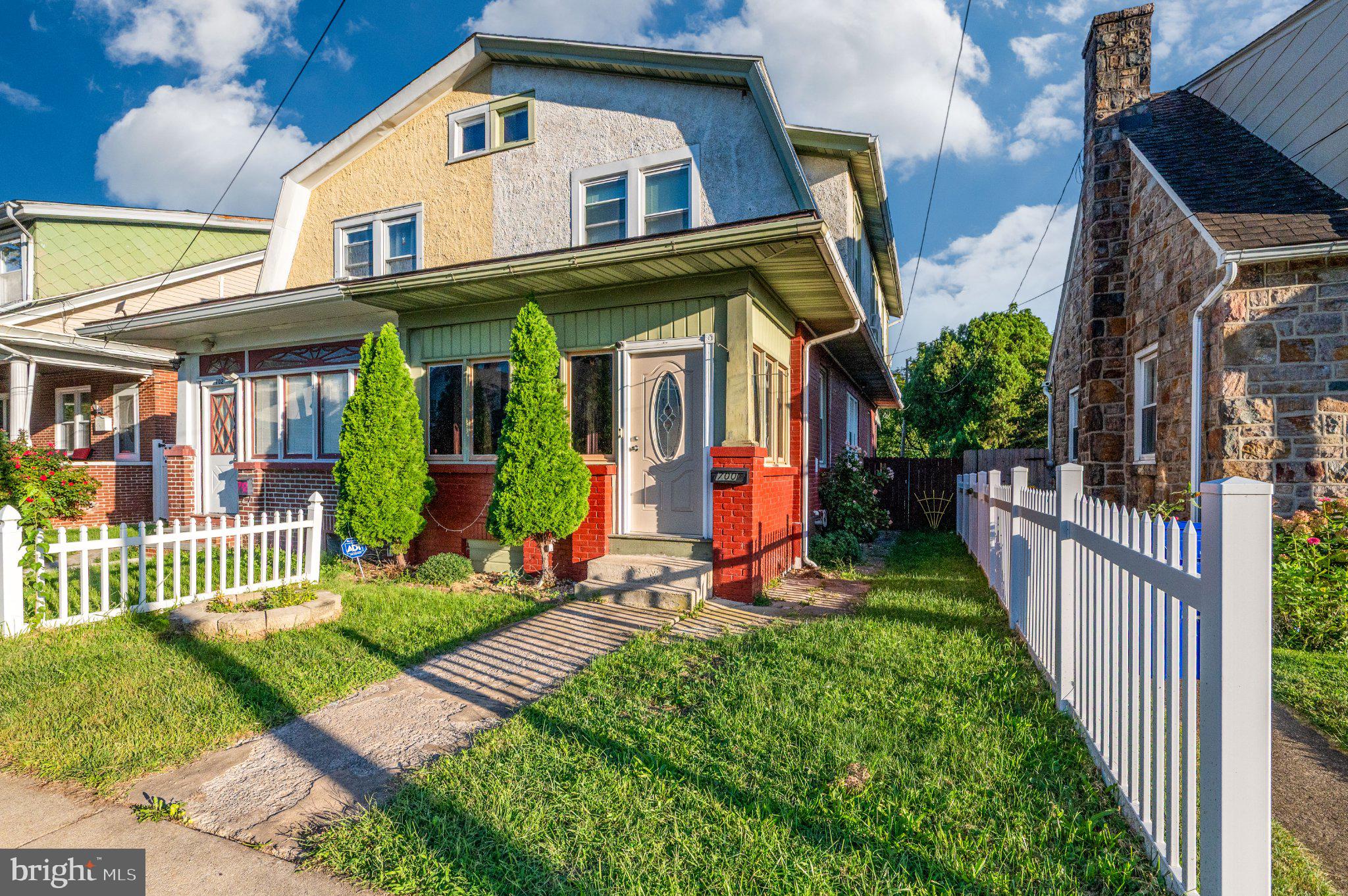 700 Alton Ave, Reading, PA 19605