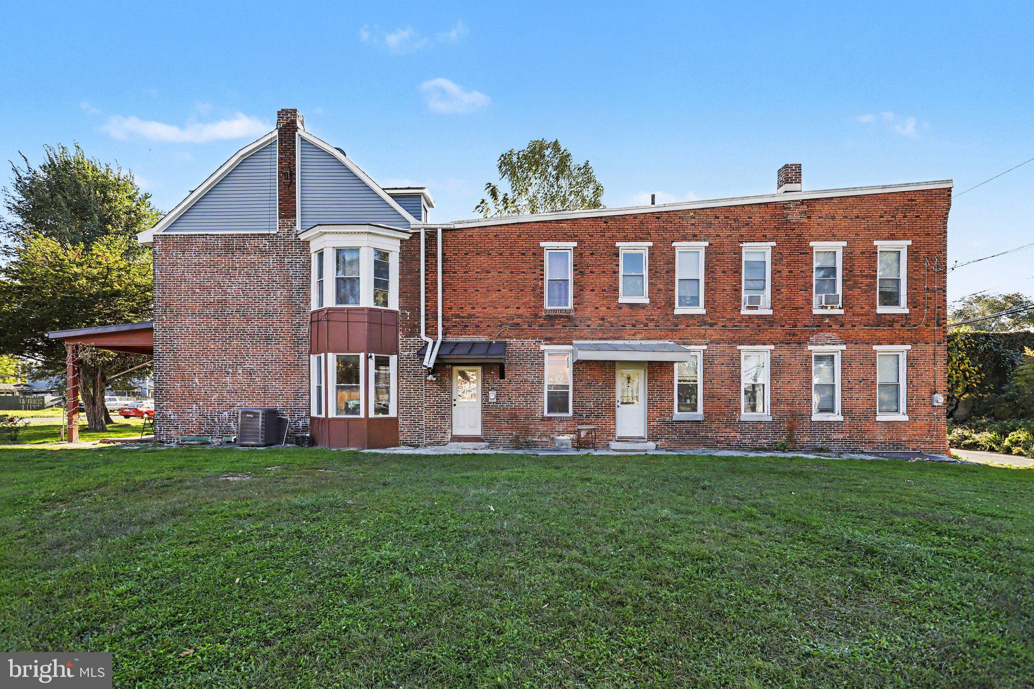 1532 Regina St, Harrisburg, PA 17103