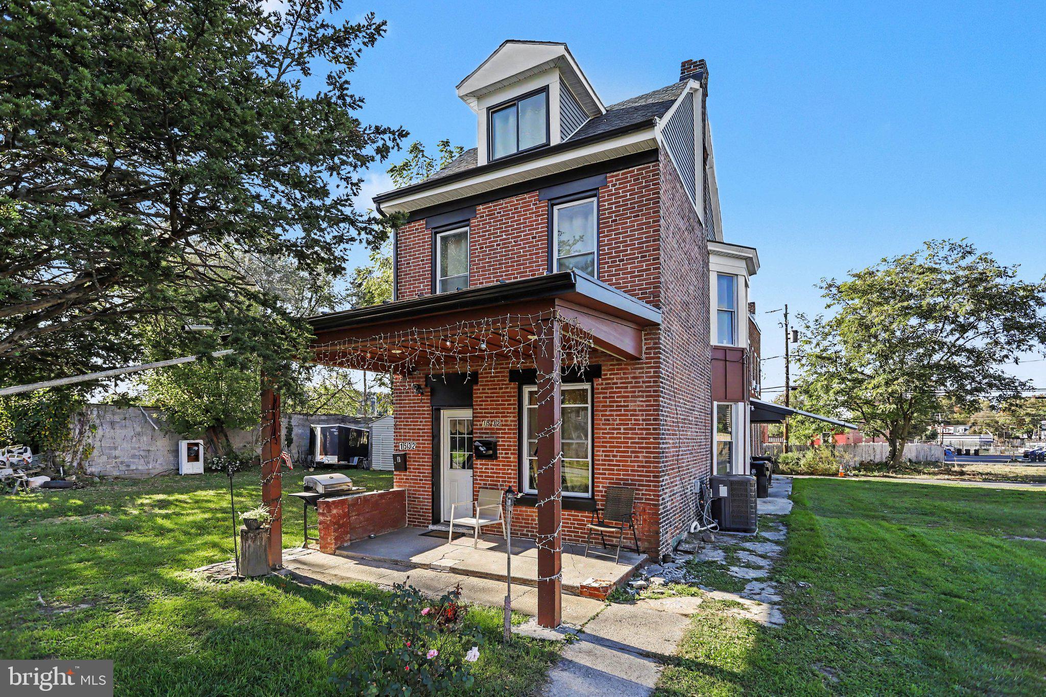 1532 Regina St, Harrisburg, PA 17103 photo