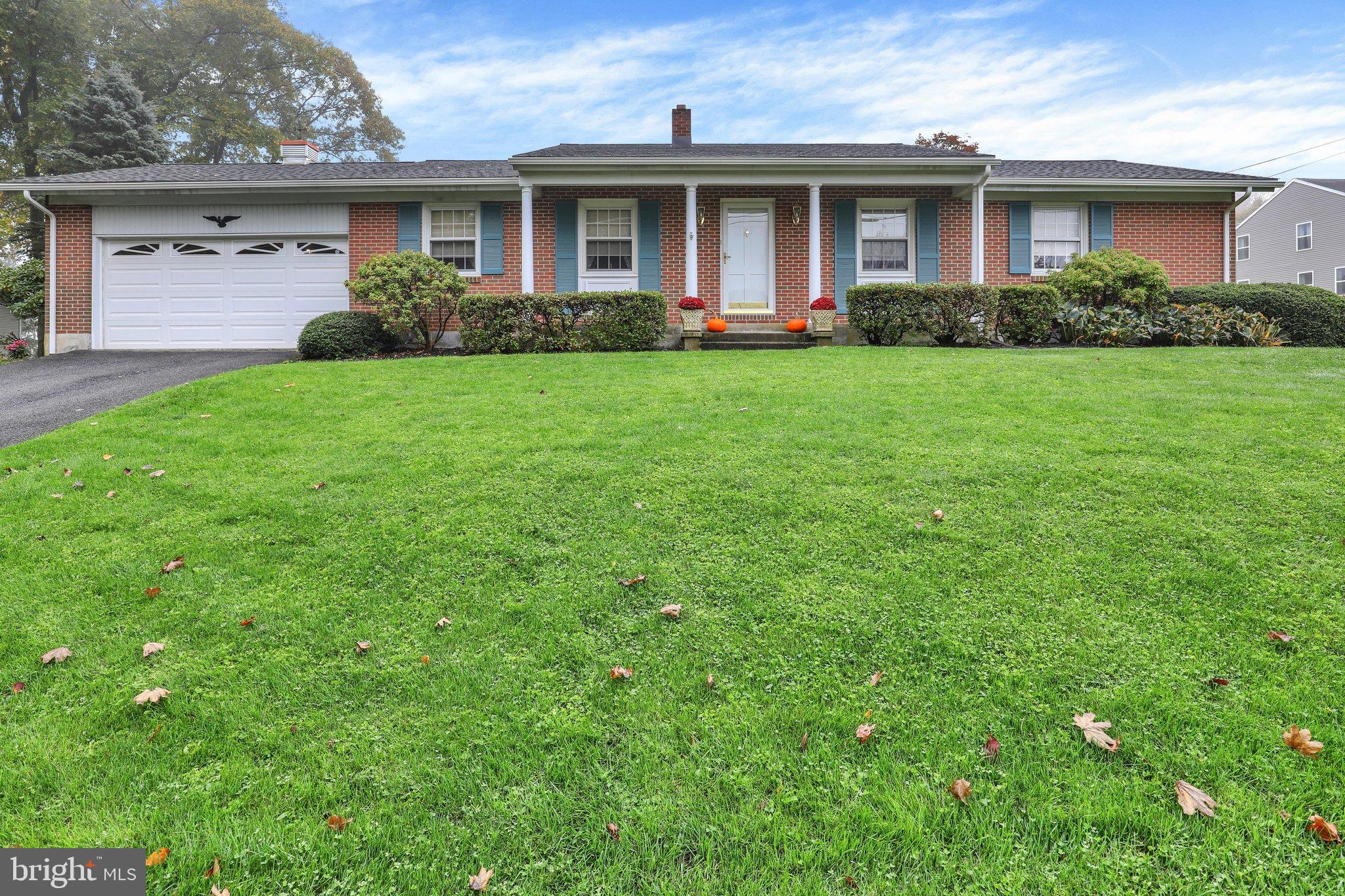 209 Kocher Rd, Sinking Spring, PA 19608 photo