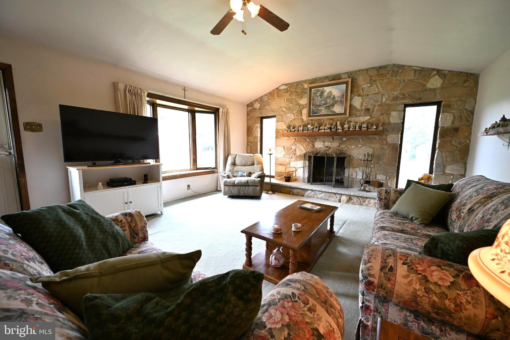 1503 E Malaga Rd, Williamstown, NJ 08094 photo