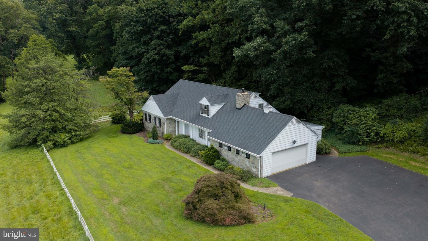821 Timberline Dr, Gap, PA 17527