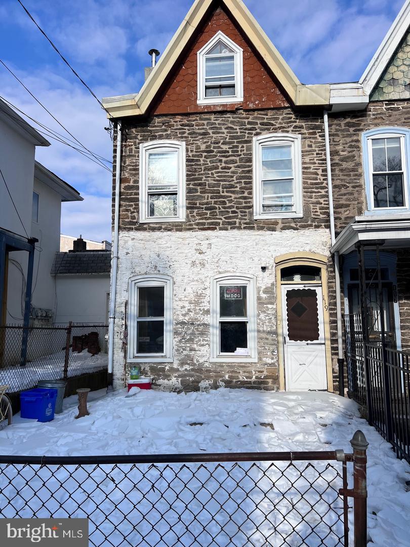 119 Haines St, Philadelphia, PA 19144