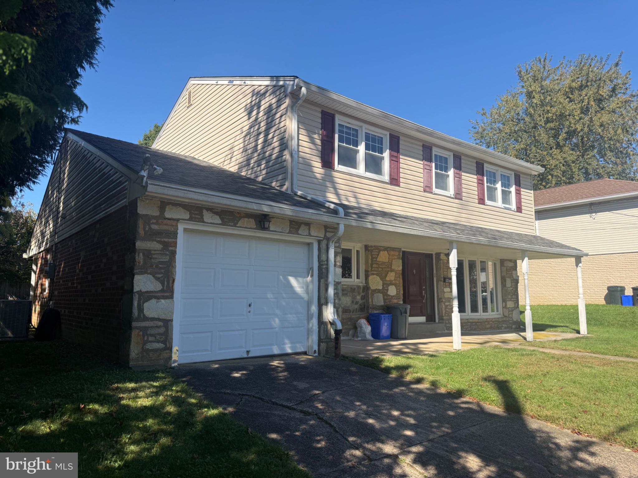 9658 Sandanne Rd, Philadelphia, PA 19115 photo