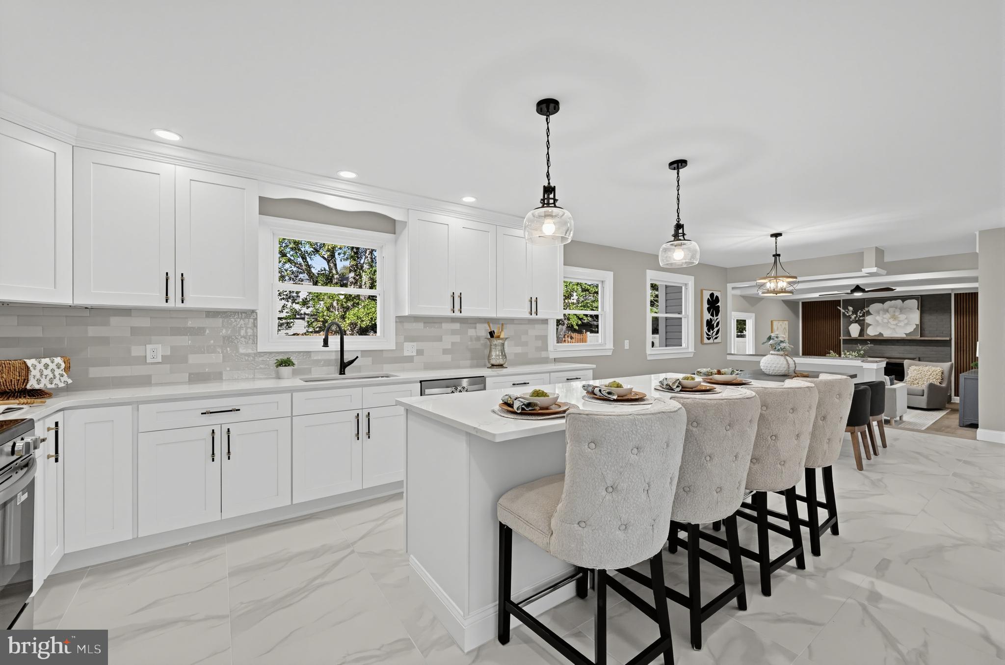 1817 Rolling Ln, Cherry Hill, NJ 08003